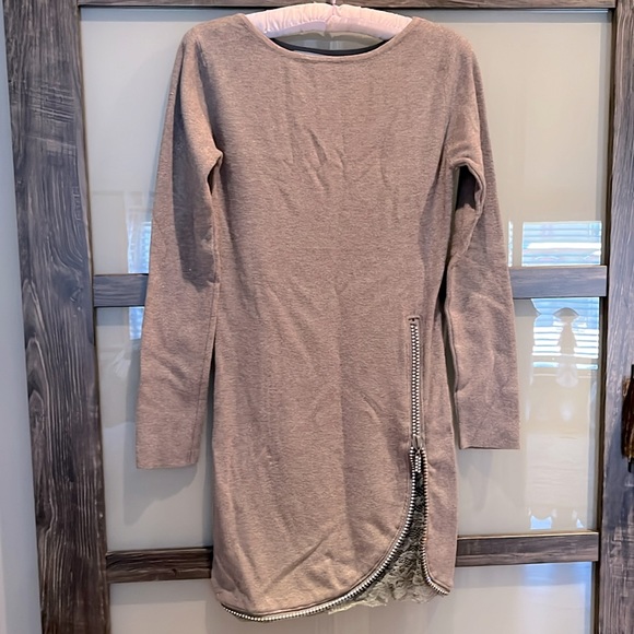 COSMODA GREY DRESS MINI NWOT - Picture 5 of 12